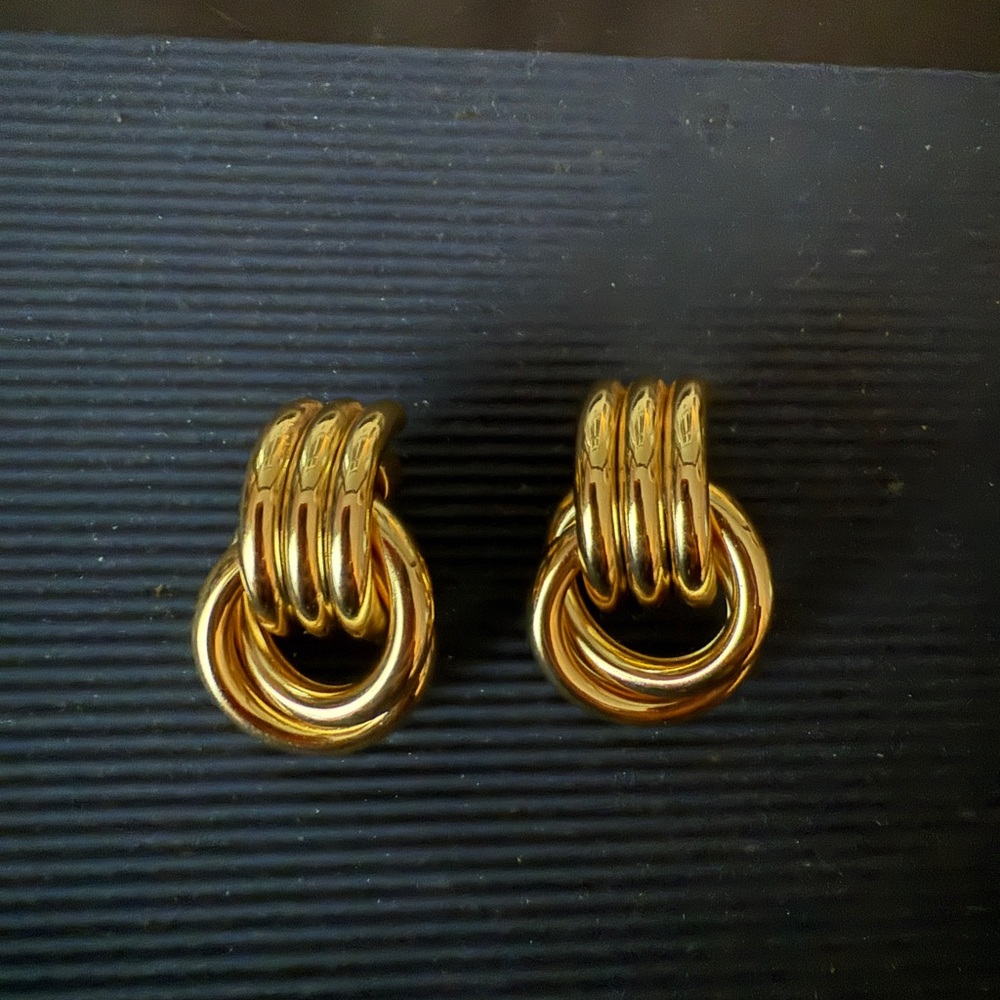 Heaven Mayhem Mini Knot Earrings